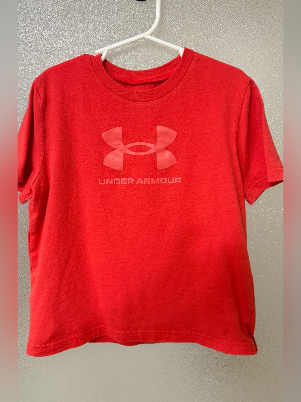 Under Armour Red Short Sleeve Logo Tee for Kids YXS